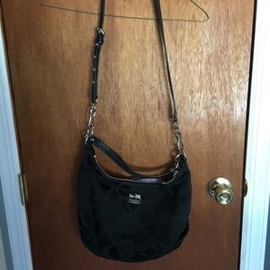 Blck coach bag